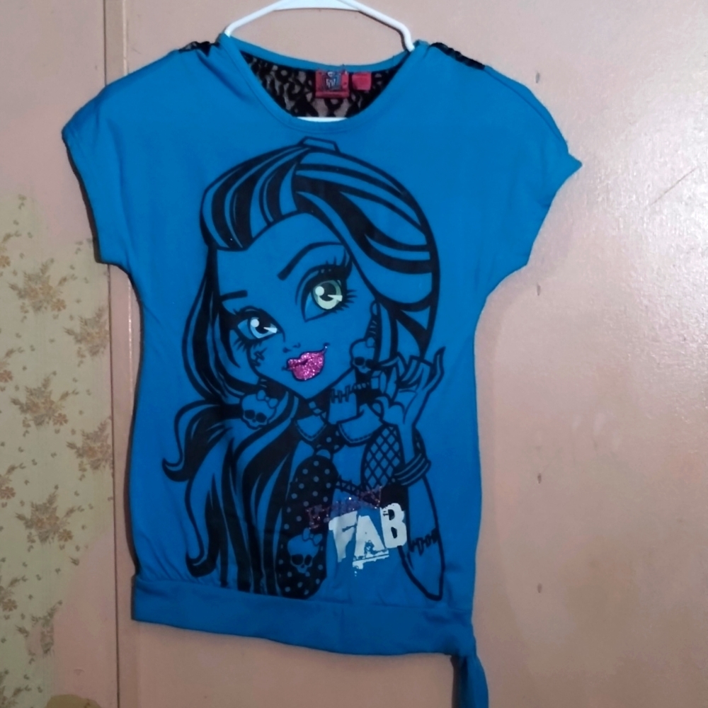 A blue T-shirt size medium(7-8 kids) brand his international